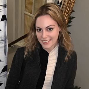 Meet your Posher, Laura